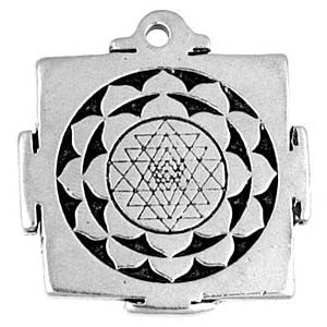 HAM17-Shri Yantra (Amulets of the World Carded) at Enchanted Jewelry & Gifts